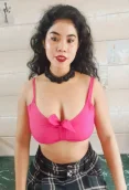 Jasmine Singh (Jessica Dinnage)