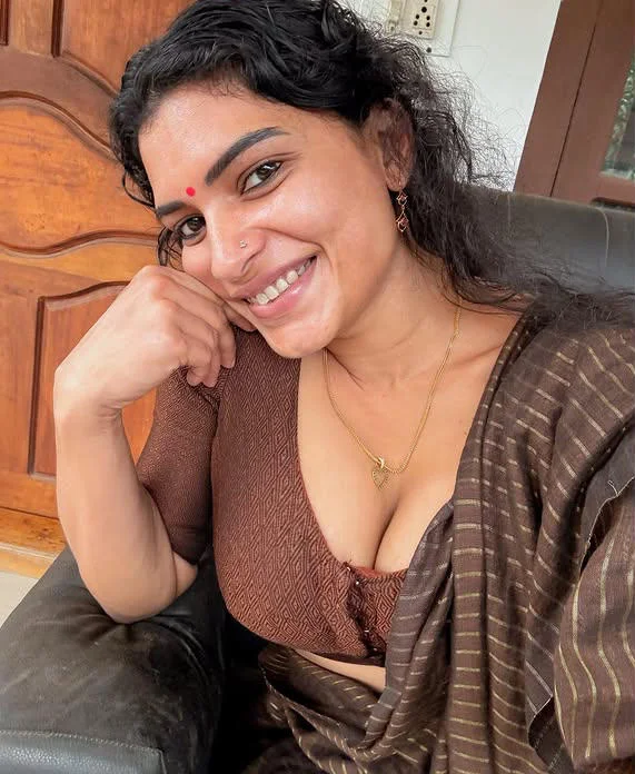 Resmi R Nair, Resmi R Nair images, Resmi R Nair photos
