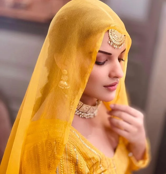 Himanshi Khurana